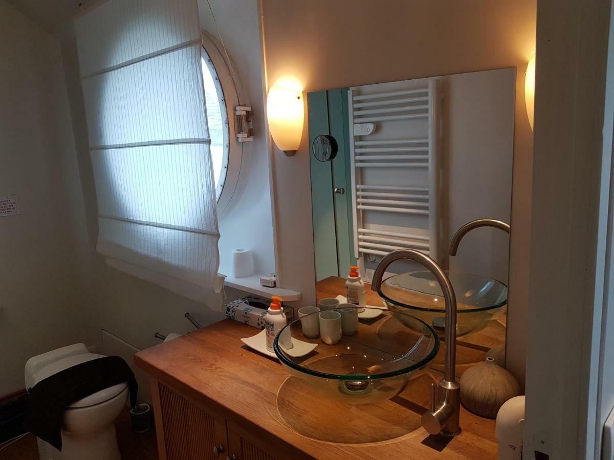 Bed & Breakfast Passerelle Des Arts Parigi